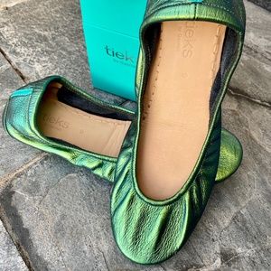 Customs Wicked Witch Tieks, Size 9